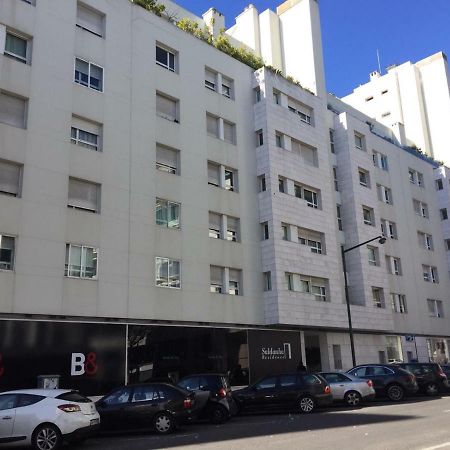 Luxury Apartment T2 - Saldanha Lisbon Luaran gambar